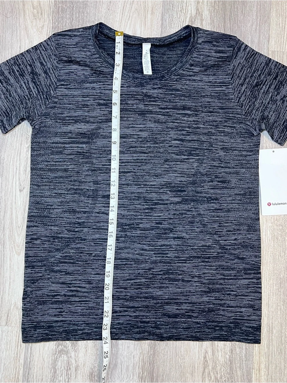 Lululemon Long Distance Short Sleeve Heathered Black (First Release) Size 6 NWT